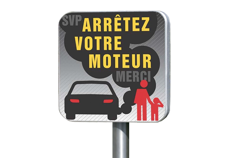 Panneau de sensibilisation Panneaux de sensibilisation pour les villes sur fond blanc.