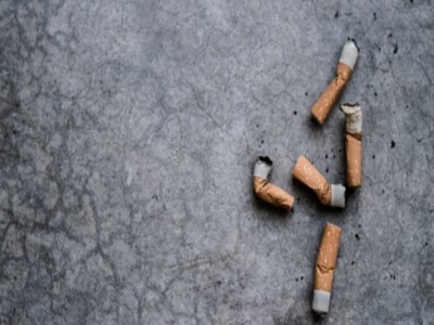 Comment les cendriers extérieurs contribuent-ils à réduire la pollution liée aux