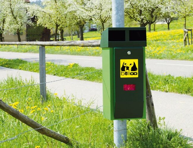 Distributeurs de sacs à crotte